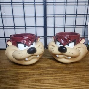 Tasmanian Devil Looney Tunes Warner Brothers set of two